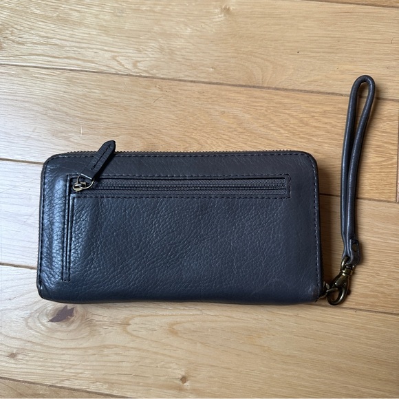 Fossil Geometric Multicolor Leather Zip Wallet - Picture 2 of 4